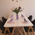 Galija 1 아파트