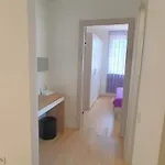 Galija 1