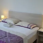 아파트 Galija 1 자다르