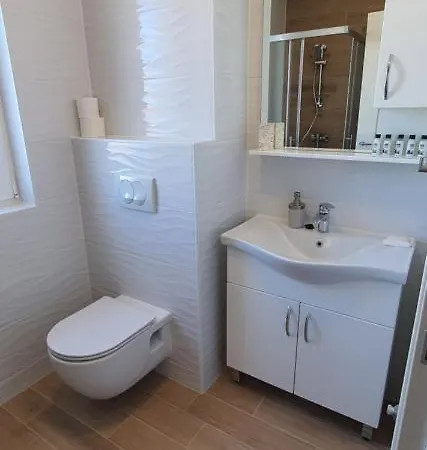 Galija 1 With Free Garage Parking And Balcony