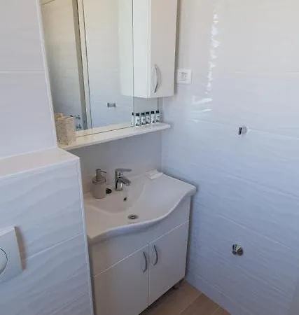 Galija 1 With Free Garage Parking And Balcony *