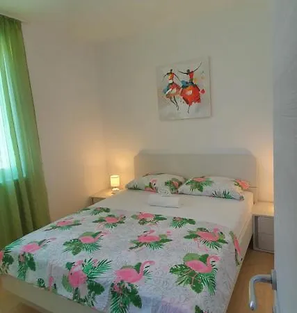 Galija 1 With Free Garage Parking And Balcony *