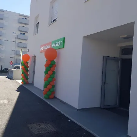 Galija 1 With Free Garage Parking And Balcony